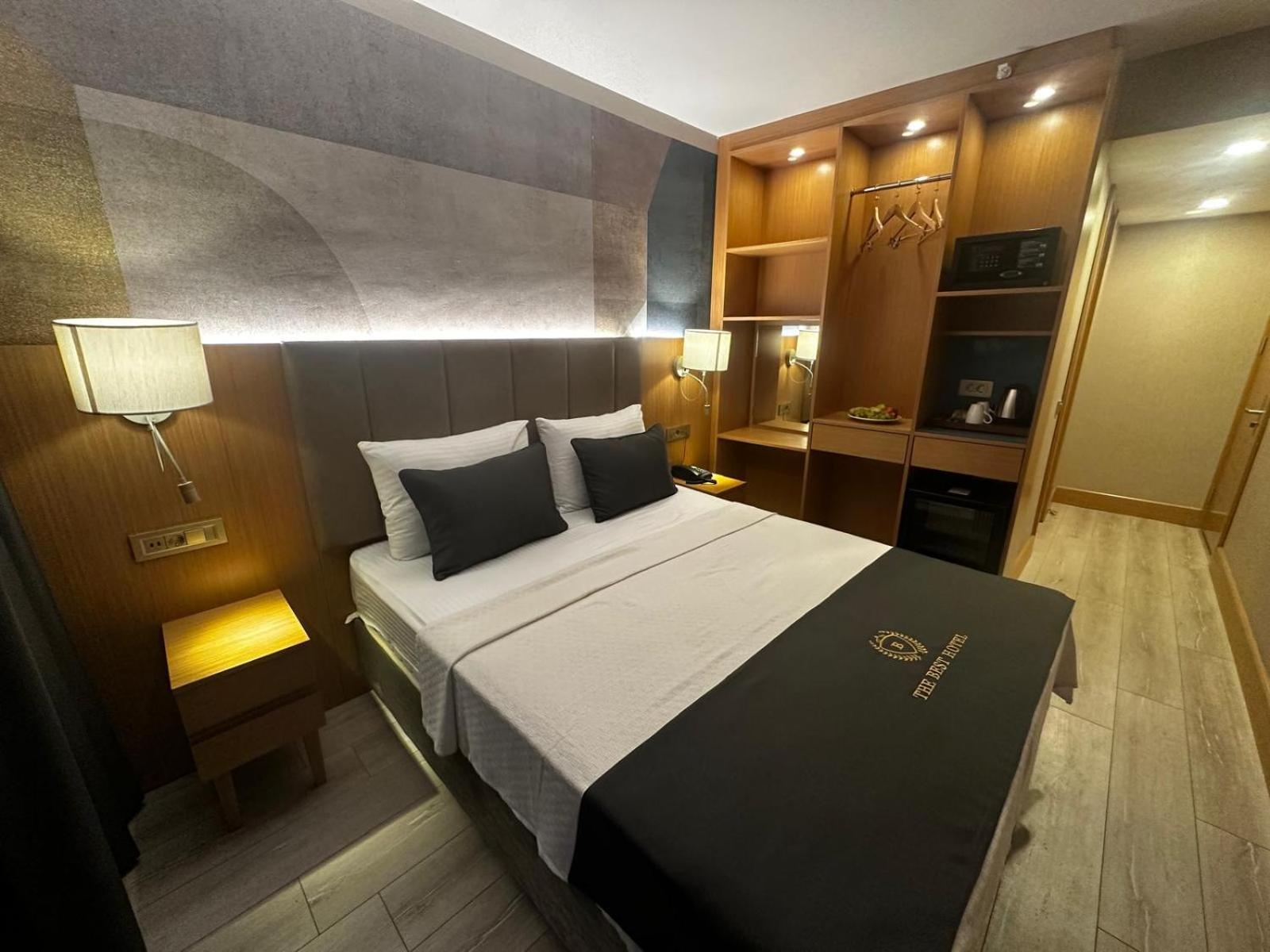 The Best Hotel Истанбул Екстериор снимка