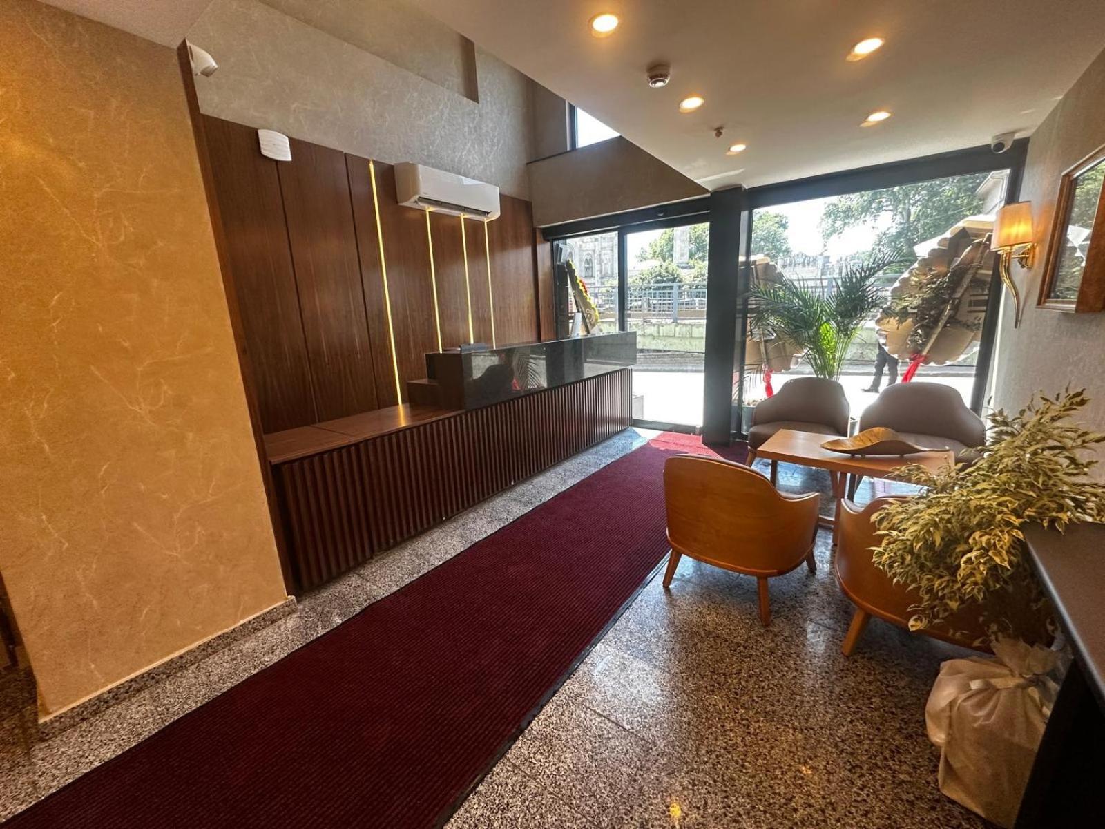The Best Hotel Истанбул Екстериор снимка
