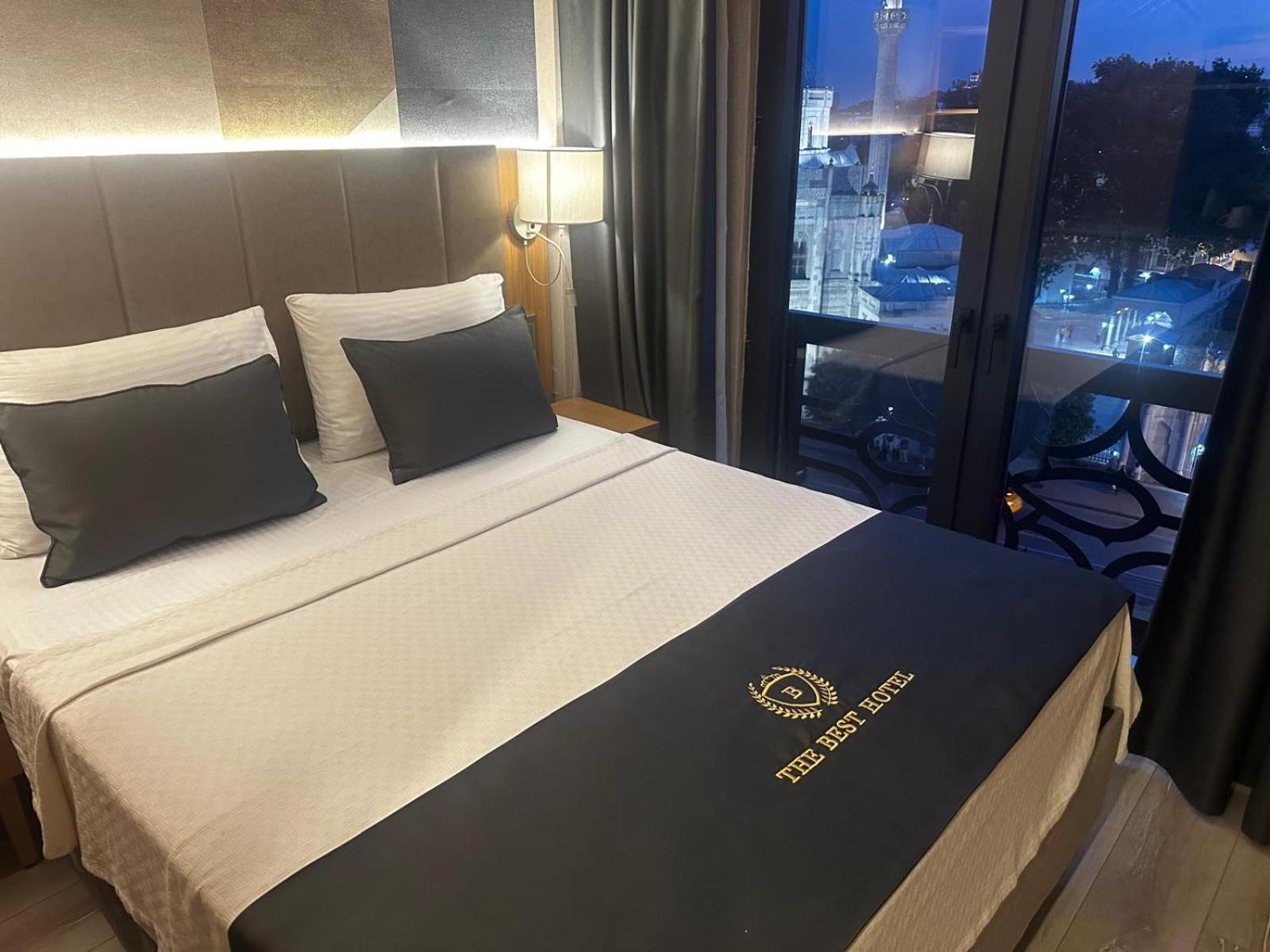 The Best Hotel Истанбул Екстериор снимка